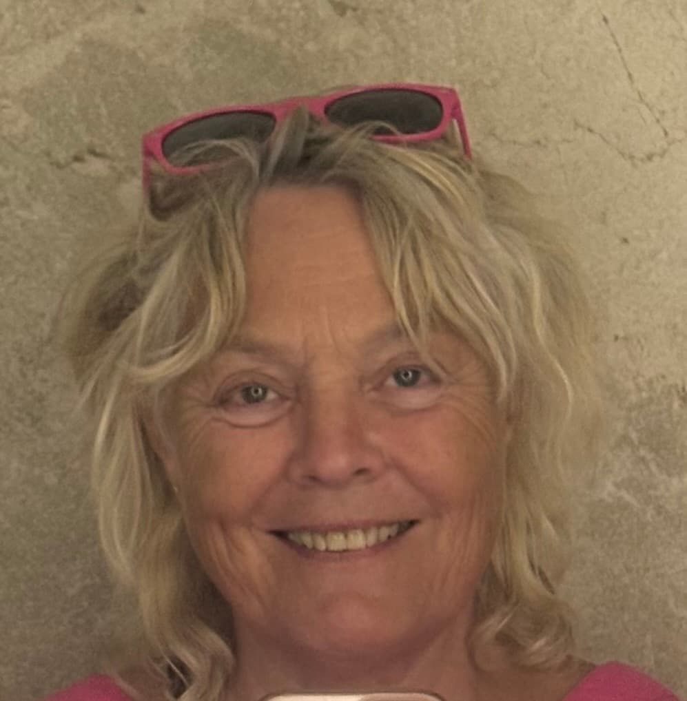 Penny Smioth Profile
